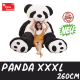 Riesenpanda XXXL Plüschtier 260 cm im Grössenvergleich mit einer Frau