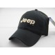Jeep Cap Schwarz aus Baumwolle – Vorderansicht mit gesticktem Jeep Schriftzug