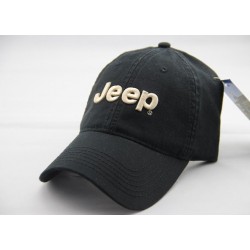 Jeep Cap Schwarz aus Baumwolle – Vorderansicht mit gesticktem Jeep Schriftzug