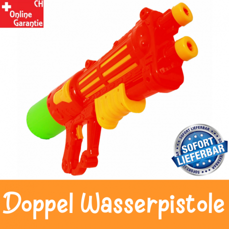 Wasserpistole 55 cm mit zwei Düsen im Garten