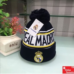 Bonnet d’hiver Real Madrid noir avec pompon, logo brodé et inscription, article de fan de football
