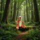 Disney Tigger Kuscheltier 40 cm Plüschtier komplette Ansicht im Wald aus der Welt von Winnie Puuh