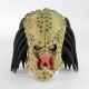 Detailaufnahme Predator Maske mit Mandibeln und Zähnen